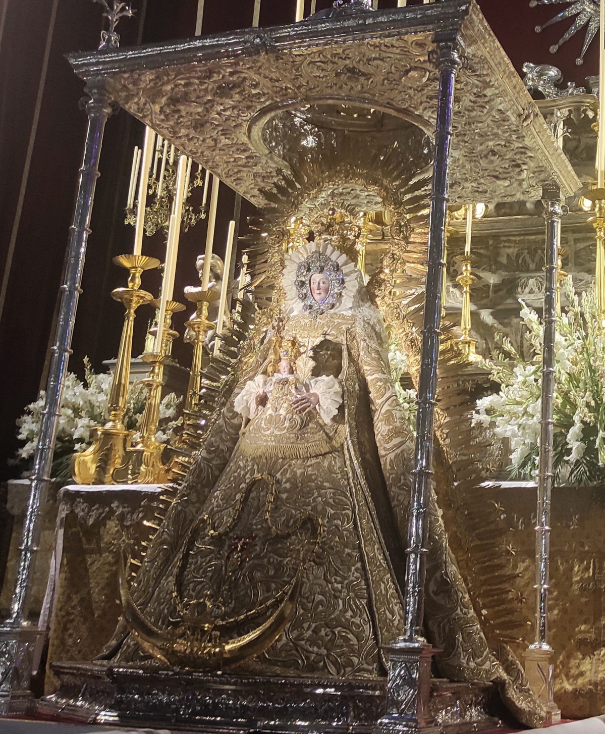 Las “dudas” en Carmona dejaron a la Virgen de Gracia fuera de la procesión Magna