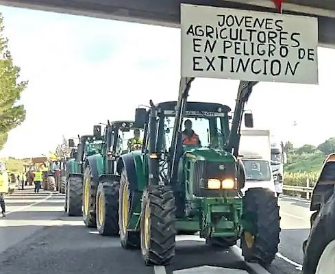 Tractorada a4 agricultura sevilla(2)